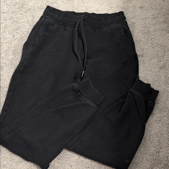 lululemon athletica Pants - lululemon athletica Black scuba joggers
